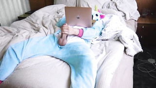 Hardly legitimate damsel is providing a hand job to her step- step-brother, early in the morning