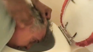 Insane girlie shoots a load while railing