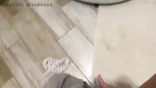 First-Timer stunner is washing her soles in the bathroom, in front of the camera, just for joy