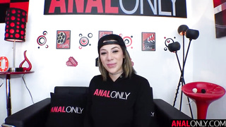 Valentina Clits is a giant jugged girl who can't hold back from having ass-fuck romp