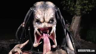 HORRORPORN Predator Spear Hunter